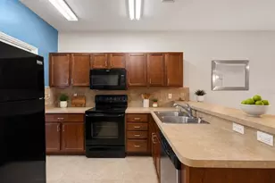 2945 SW 35th Pl, Gainesville, FL 32608 - Photo 8