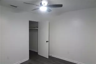 509 NW 19th Ln, Gainesville, FL 32609 - Photo 4