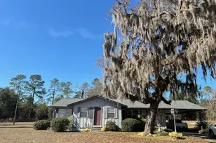 7880 NE 15th St, Trenton, FL 32693 - Photo 1