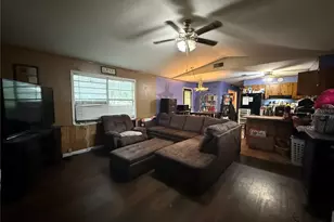 15923 NW 118th Pl, Alachua, FL 32615 - Photo 2