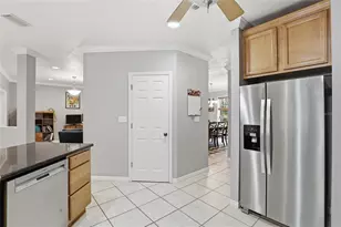 1829 NW 34th St, Gainesville, FL 32605 - Photo 14