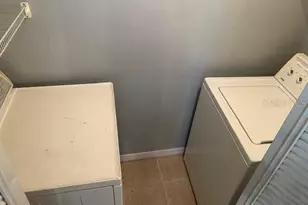 6124 SW 11th Pl, Gainesville, FL 32607 - Photo 4