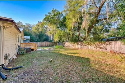 930 NW 29th Place, Gainesville, FL 32609 - Photo 26