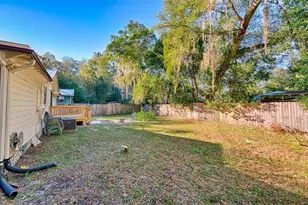 930 NW 29th Pl, Gainesville, FL 32609 - Photo 26