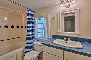 930 NW 29th Pl, Gainesville, FL 32609 - Photo 14