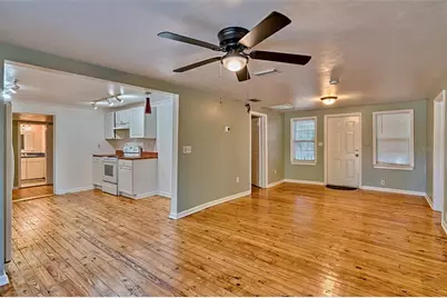 930 NW 29th Place, Gainesville, FL 32609 - Photo 6