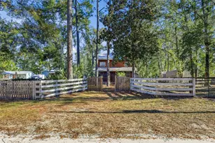 317 Cedar Street NE, Steinhatchee, FL 32359 - Photo 2