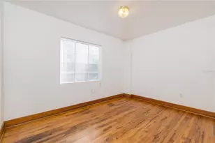 920 NW 20th St, Gainesville, FL 32603 - Photo 12