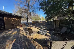 6025 SW 11th Pl, Gainesville, FL 32607 - Photo 22