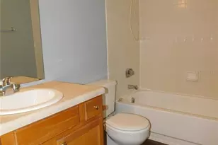 4304 NE 17th Ter, Gainesville, FL 32609 - Photo 8