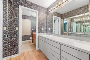 815 SW 51 Way, Gainesville, FL 32607 - Photo 20