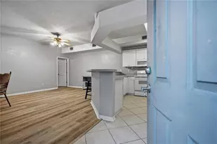 4945 NW 1st Pl, Gainesville, FL 32607 - Photo 4