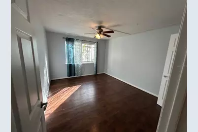 1015 SW 9th Street #B-2, Gainesville, FL 32601 - Photo 8