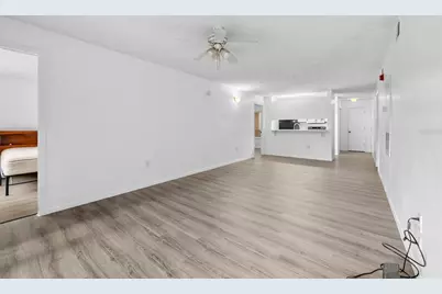 3921 SW 34th Street #208, Gainesville, FL 32608 - Photo 4
