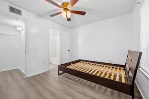 3921 SW 34th St, Gainesville, FL 32608 - Photo 16