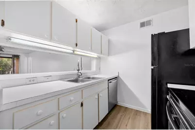 3921 SW 34th Street #208, Gainesville, FL 32608 - Photo 8