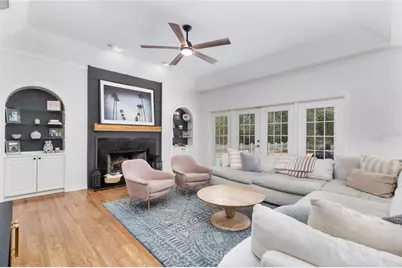 11121 NW 15th Place, Gainesville, FL 32606 - Photo 10