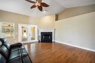 21073 NW 167th Pl, High Springs, FL 32643 - Photo 8