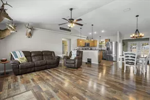 7291 NW 160th St, Trenton, FL 32693 - Photo 2