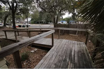 834 E University Avenue, Gainesville, FL 32601 - Photo 16