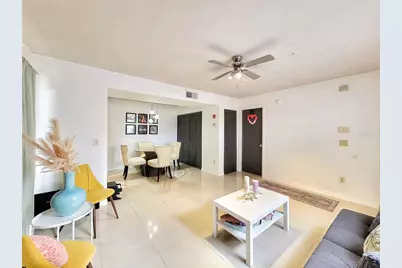 2360 SW Archer Road #101, Gainesville, FL 32608 - Photo 6