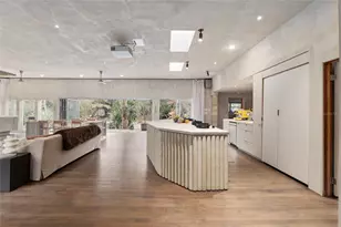 2062 NW 11th Rd, Gainesville, FL 32605 - Photo 10