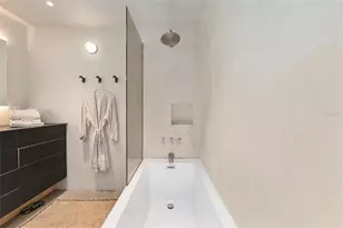 2062 NW 11th Rd, Gainesville, FL 32605 - Photo 58