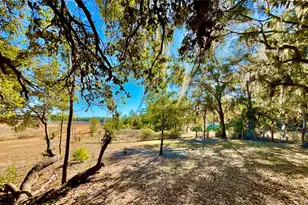 111 2nd St, Melrose, FL 32666 - Photo 26