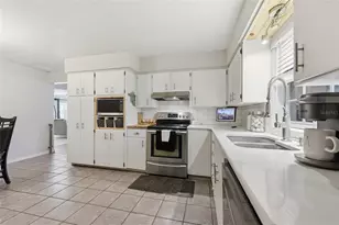 917 SW Second Ave, Trenton, FL 32693 - Photo 12