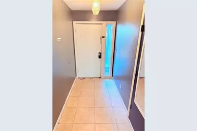 6519 W Newberry Road #211, Gainesville, FL 32605 - Photo 2