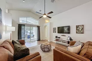 2615 Summer Creek Dr, Kissimmee, FL 34747 - Photo 4