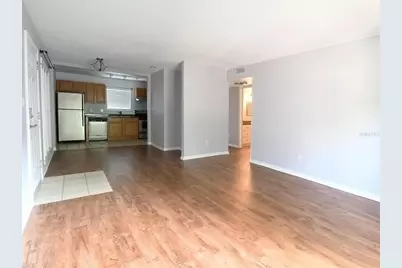 507 NW 39th Road #215, Gainesville, FL 32607 - Photo 2