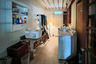 929 NW 22nd St, Gainesville, FL 32603 - Photo 16