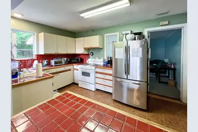 929 NW 22nd Street, Gainesville, FL 32603 - Photo 4