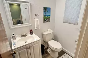 929 NW 22nd St, Gainesville, FL 32603 - Photo 12