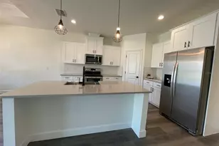 1447 SW 67th Dr, Gainesville, FL 32607 - Photo 6