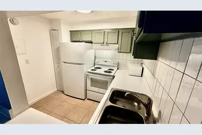 6519 W Newberry #1004, Gainesville, FL 32605 - Photo 4