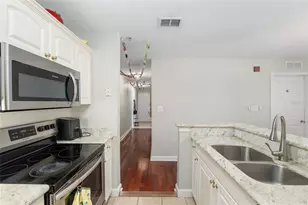 835 SW 9th St, Gainesville, FL 32601 - Photo 6