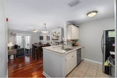 835 SW 9th Street #209, Gainesville, FL 32601 - Photo 2