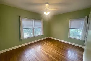 745 NE 10th Ave, Gainesville, FL 32601 - Photo 4