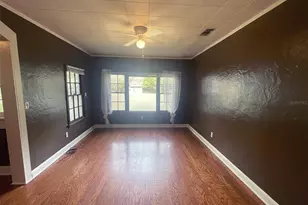 745 NE 10th Ave, Gainesville, FL 32601 - Photo 12