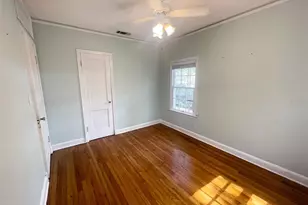 745 NE 10th Ave, Gainesville, FL 32601 - Photo 8