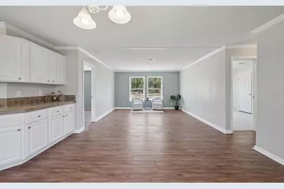 10448 County Road 136, Live Oak, FL 32060 - Photo 6