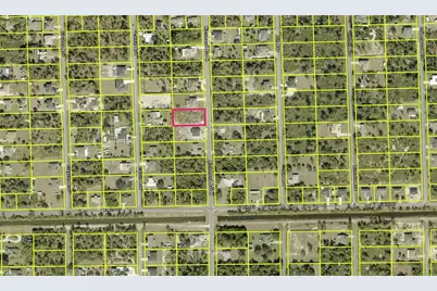 811 Richmond Avenue N, Lehigh Acres, FL 33972 - Photo 2