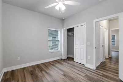 211 SE 9th Street, Gainesville, FL 32601 - Photo 6