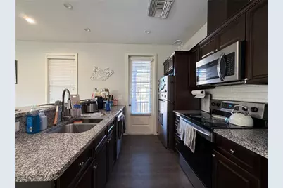 711 NW 10th Street #20, Gainesville, FL 32601 - Photo 6