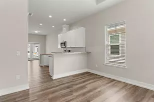 420 NW 1st St, Gainesville, FL 32601 - Photo 12