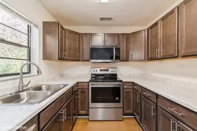 2522 NW 4th Terrace #2522, Gainesville, FL 32609 - Photo 1