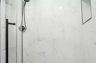 1523 NE 1st Ave, Gainesville, FL 32641 - Photo 10