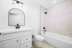 1523 NE 1st Ave, Gainesville, FL 32641 - Photo 34